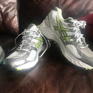 Brand new ASICS running shoes